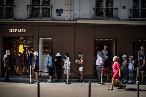 Hermès ouvre un nouvel atelier en Auvergne 